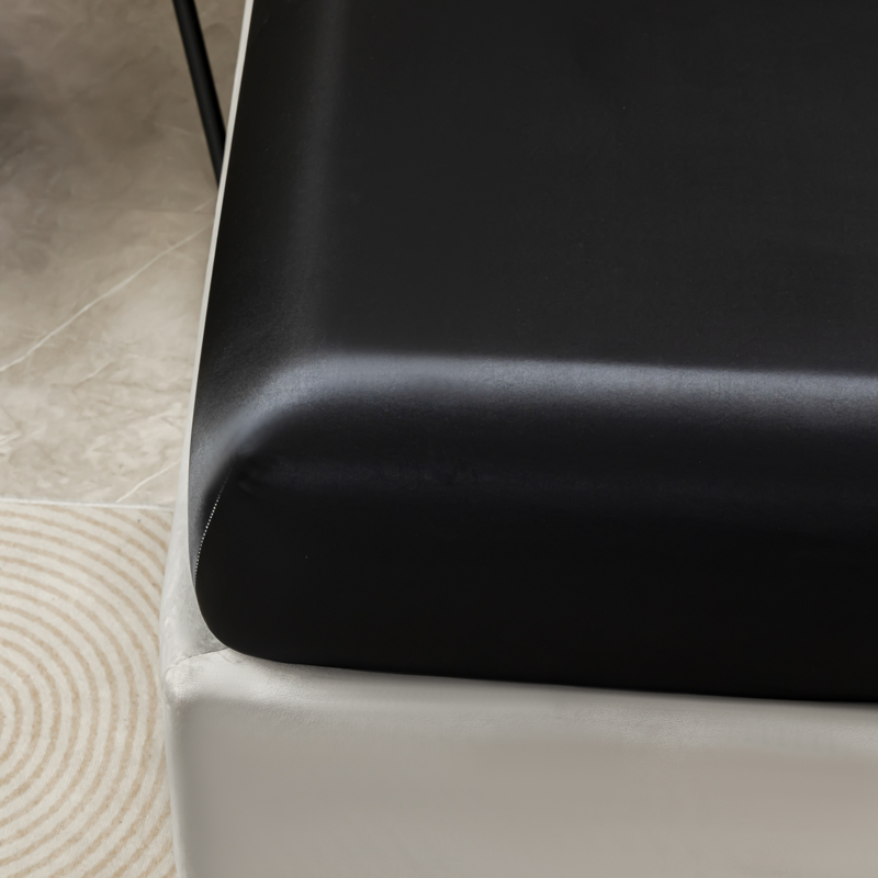 3 ชิ้นผ้าซาตินสีดําแผ่นติดตั้ง - Silk Sheet Set บทวิจารณ์และราคา